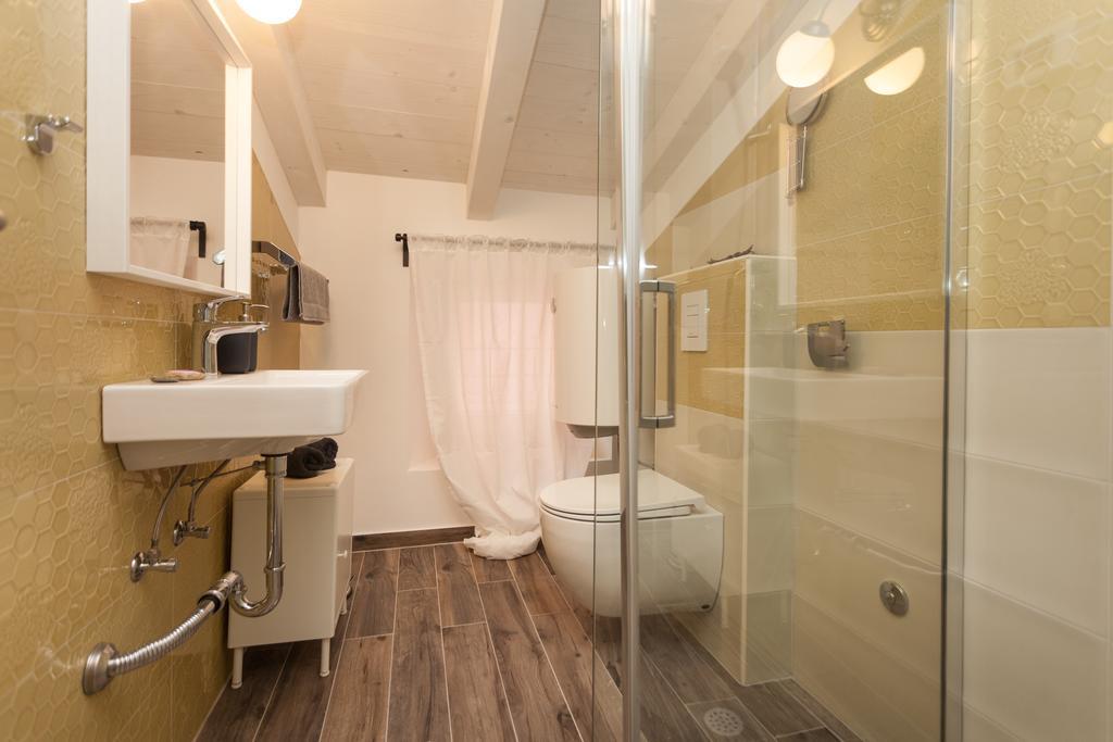 Apartments And Rooms Hey Rovinj Bagian luar foto