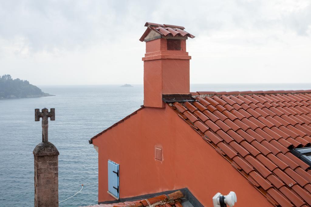 Apartments And Rooms Hey Rovinj Bagian luar foto