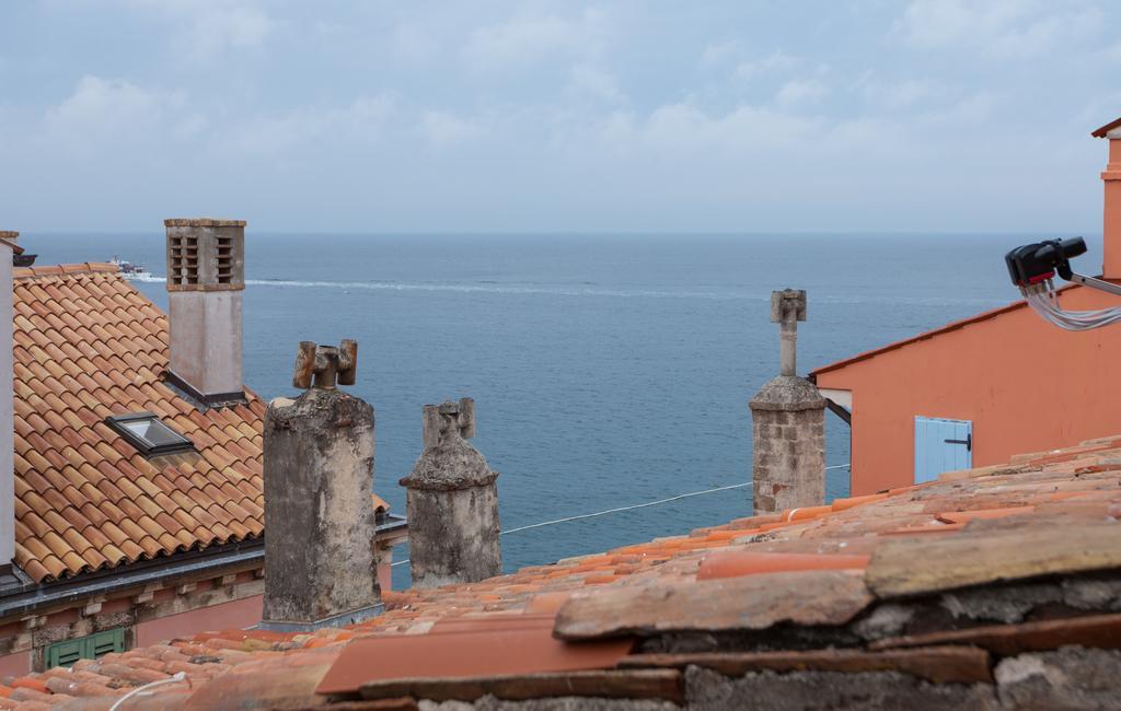 Apartments And Rooms Hey Rovinj Bagian luar foto