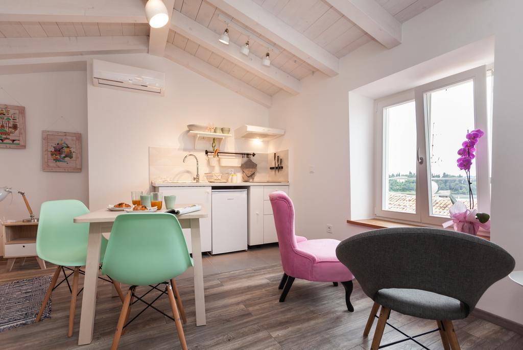 Apartments And Rooms Hey Rovinj Bagian luar foto