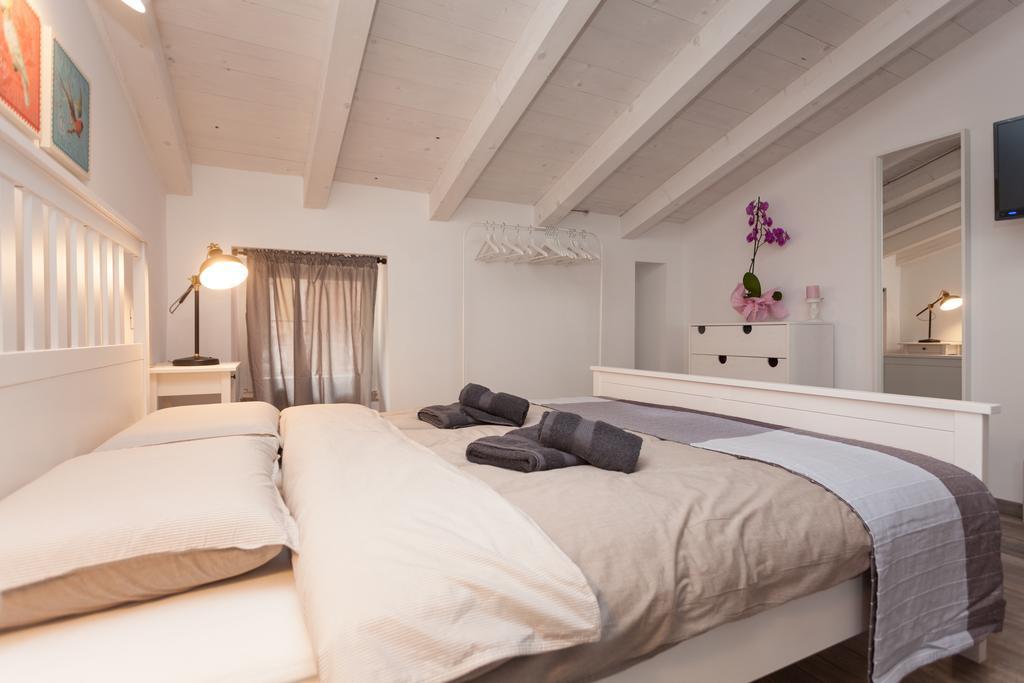 Apartments And Rooms Hey Rovinj Bagian luar foto